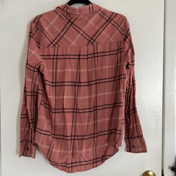Me to We- Peachy Pink Flannel - Picture 3 of 4